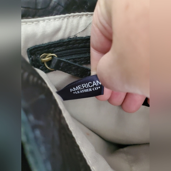 America Leather Co Leather Embossed Navy Crossbody - Picture 7 of 14